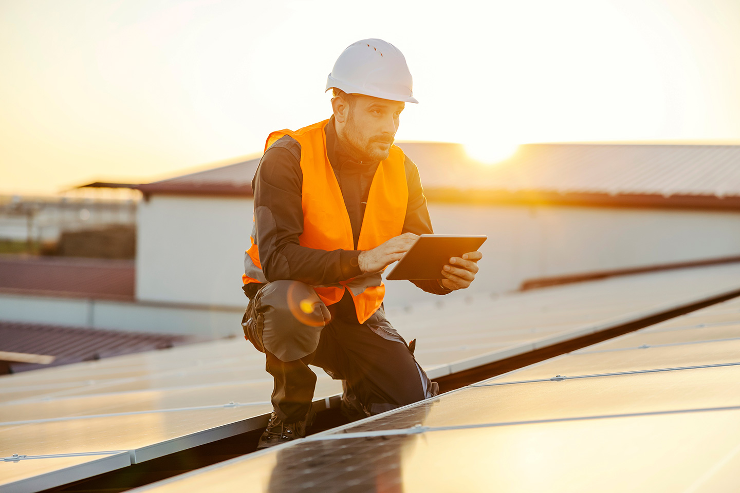 Roofers using the best AI estimating software to accurately quote a job